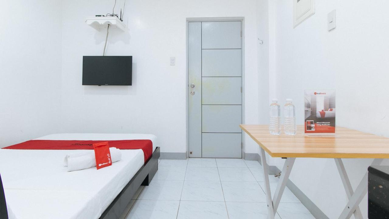 Hotel Reddoorz Near Sm Bicutan Paranaque City Esterno foto
