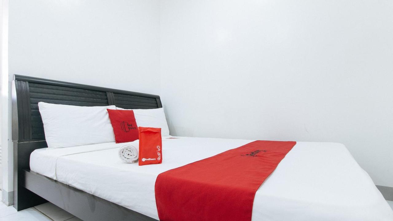Hotel Reddoorz Near Sm Bicutan Paranaque City Esterno foto