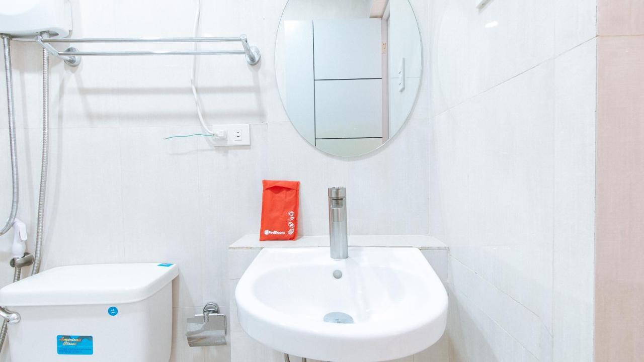 Hotel Reddoorz Near Sm Bicutan Paranaque City Esterno foto