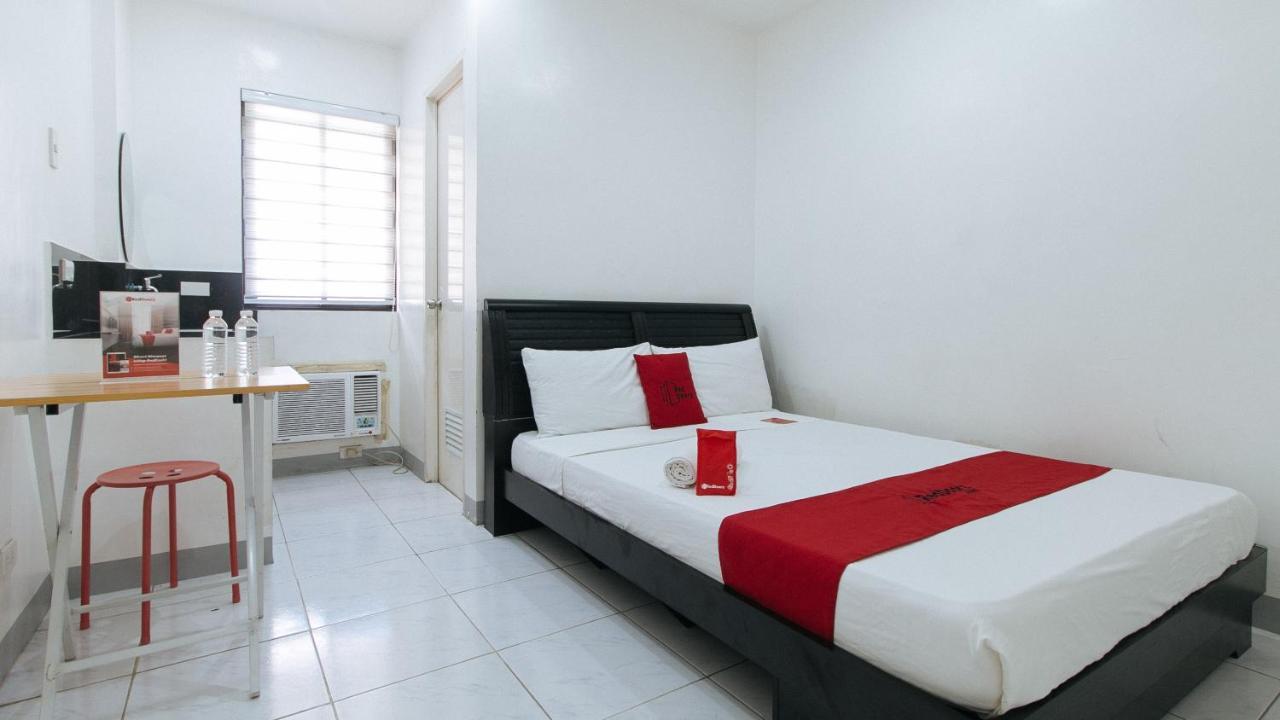 Hotel Reddoorz Near Sm Bicutan Paranaque City Esterno foto