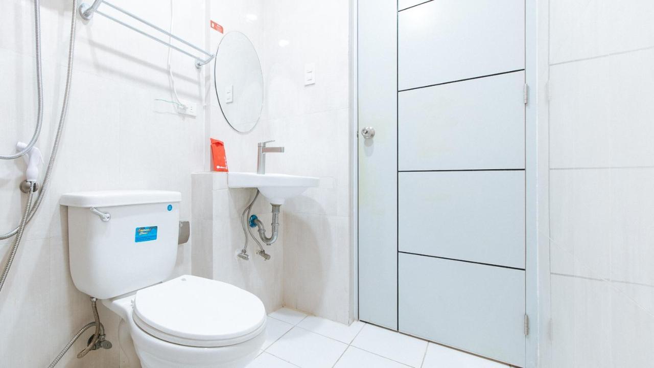 Hotel Reddoorz Near Sm Bicutan Paranaque City Esterno foto