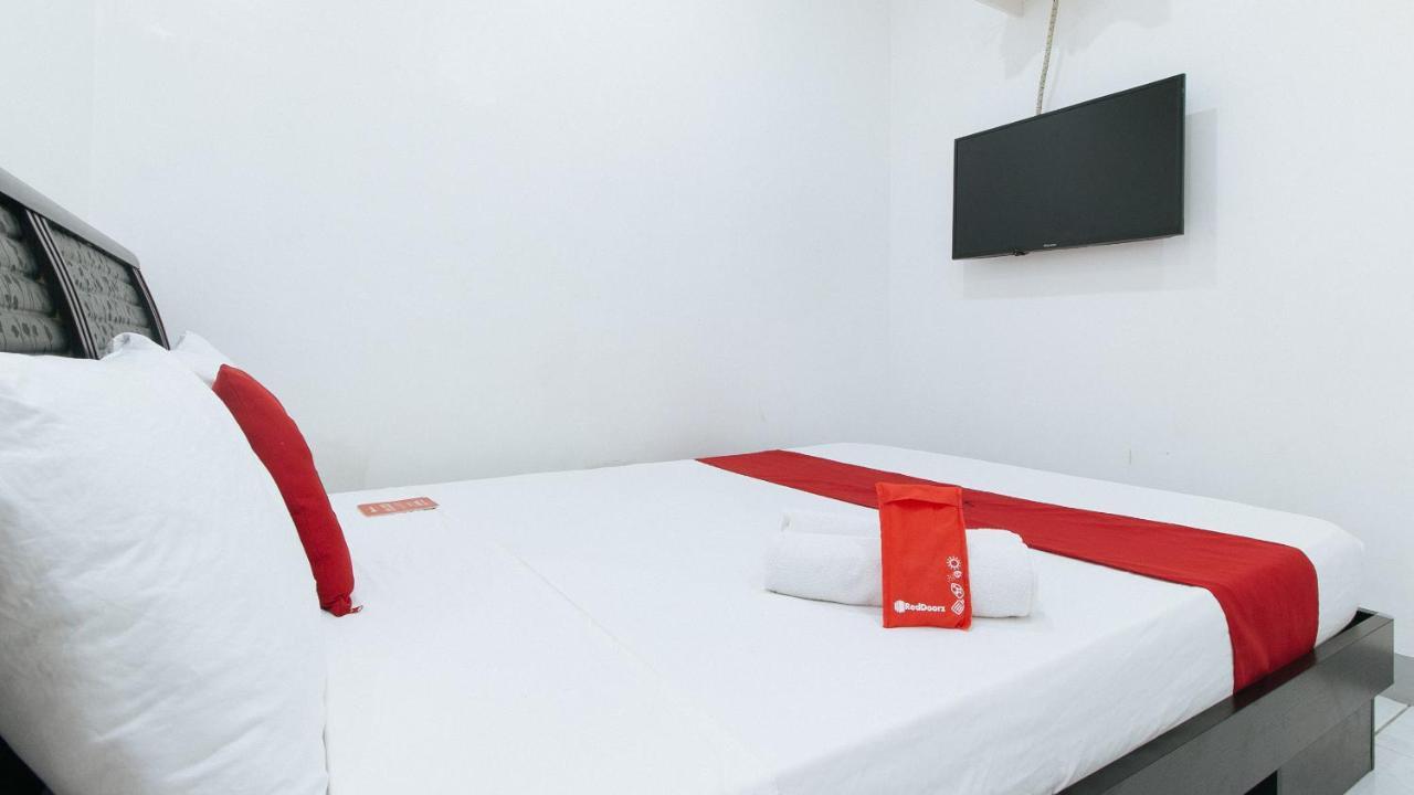 Hotel Reddoorz Near Sm Bicutan Paranaque City Esterno foto