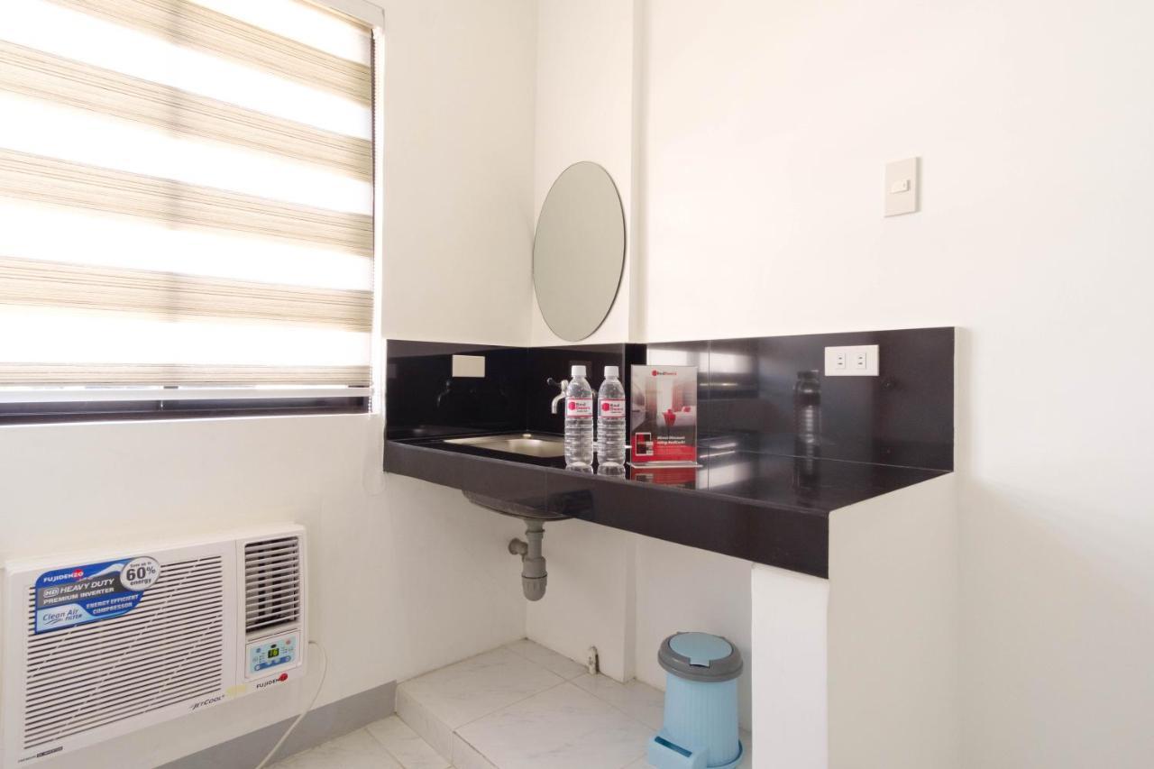 Hotel Reddoorz Near Sm Bicutan Paranaque City Esterno foto