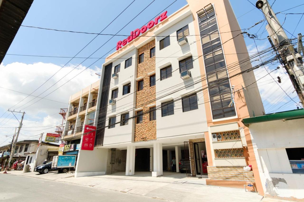 Hotel Reddoorz Near Sm Bicutan Paranaque City Esterno foto